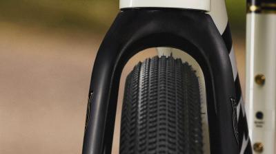 Trek Domane AL 5 49 Matte Trek Black Produktbild 13