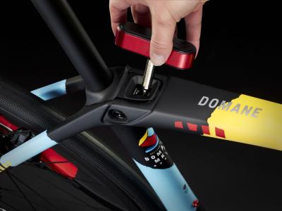 Trek Domane SLR 9 50 Trek Black Produktbild 8