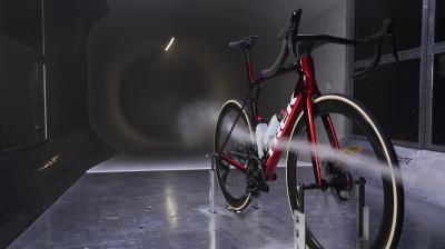 Trek Madone SL 6 M Crimson Produktbild 7